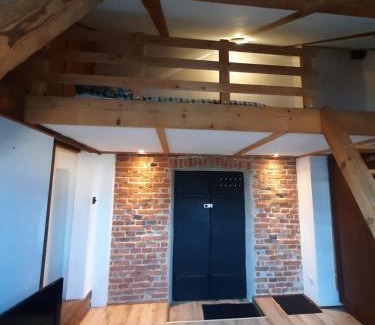 Jaroslaw Apartment | Klimatyczne Poddasze
