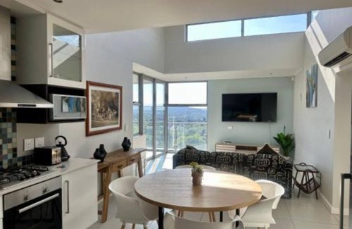 Greater Johannesburg Metropolitan Area Apartment | KMG Apartments at The Apex - Two-Bedroom Superior Corner Apartment