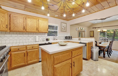 Big Bear Lake Cabin | Knickerbocker Retreat #2321