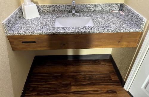 Lumberton Hotel | Knights Inn Lumberton