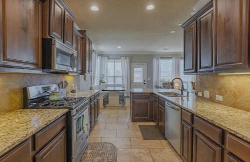 Midland House | Knock Out of the Ballpark!