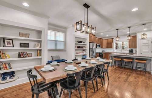 North Chattanooga House | Knollbrook Gardens