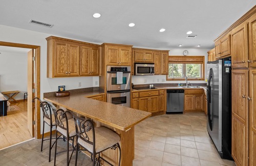 Oriental House | Knot Lost with gorgeous water views