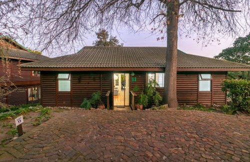 Knysna Ski Chalet | Knysna - Meerkat Manor