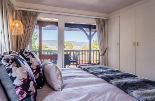 Knysna Ski Chalet | Knysna - Waterside magic