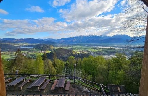 Bled Hotel | Koča na Taležu
