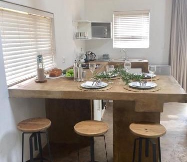 Beaufort West Cabin | Ko Ka Tsara Bush Camp