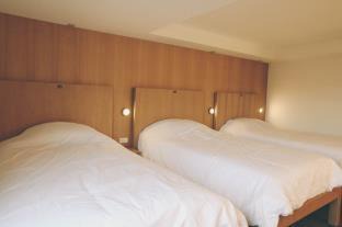 Wat Ket Hostel | Koenji Guest House & Bar Chiang Mai