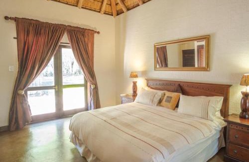 Phalaborwa Villa | Kokobela Lodge