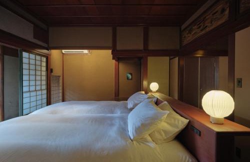 Komatsu Hotel | Komado ベンガラ