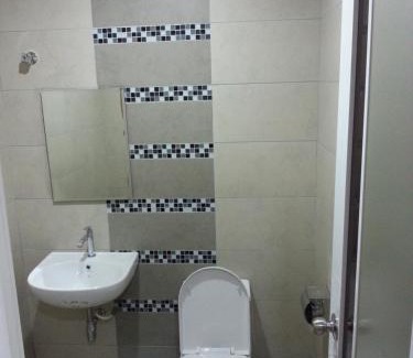 Taman Intan House | KompoVilla House No 30