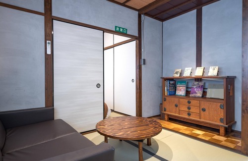 Minato House | KONJAKUSO Osaka Bentencho "HIKARIYUYA" Projection Mapping SPA