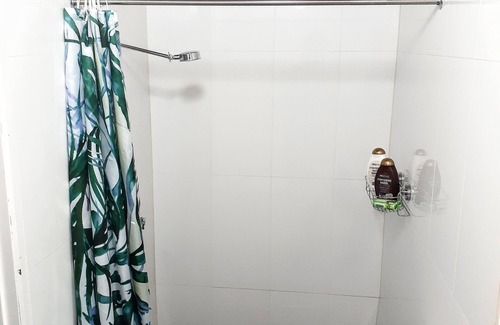 Burleigh Heads Cabin | Kookaburra Lodge