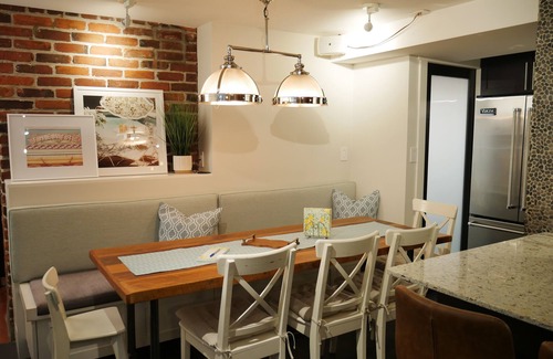 Kitsilano Apartment | Kool Kits! Family-run and close to UBC, Downtown and Vancouver’s nature.