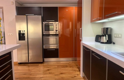 Hoya de los Patos Villa | Korean Village