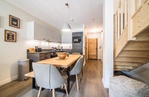Chamonix City Centre Apartment | Kotibé Chamonix - BY EMERALD STAY