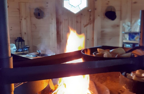 Oucques Ski Chalet | Kotta grill