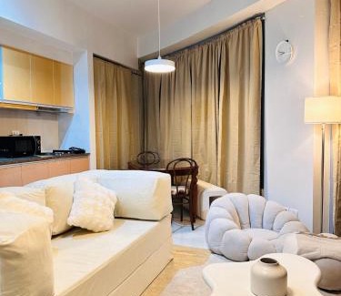 Bagumbayan Apartment | Kozy Mood Studio - 19N Renoir