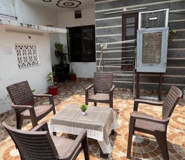 Amritsar Apartment | Krishna Niwas HL-177