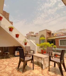 Amritsar Apartment | Krishna Niwas HL-177