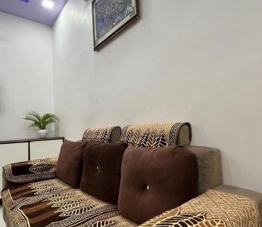 Amritsar Apartment | Krishna Niwas HL-177