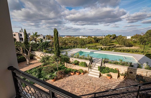 Sfakaki Villa | Krissa Villa a countryside retreat!, Rentado Vacation Rental Management