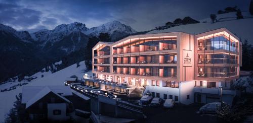Sorafurcia Hotel | Kronplatz-Resort Berghotel Zirm