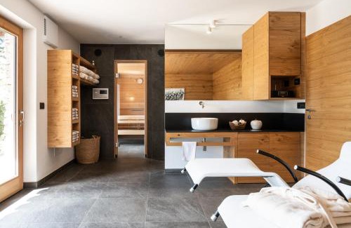 Casola Ski Chalet | Kronplatz Ski Lodge