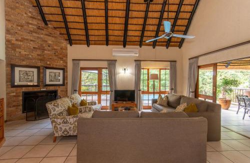 Hazyview Cabin | Kruger Park Lodge Unit No 252 with private pool