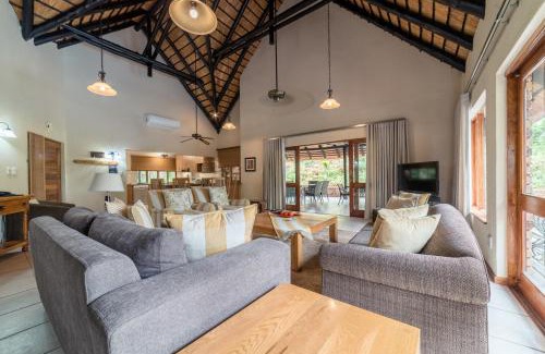 Hazyview Apartment | Kruger Park Lodge Unit No 441 with Private Pool - MAX 4 ADULTS