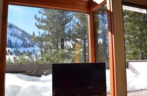 Olympic Valley House | KT Hideaway | Near Hiking, Biking & Village!