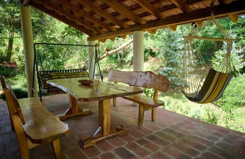 Cernik House | Kuća za odmor EDEN