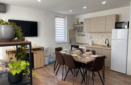 Vardarac Apartment | Kuća za odmor Erdelji