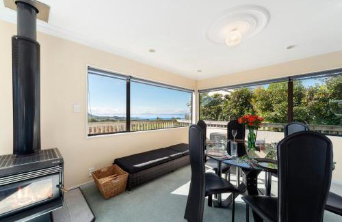 Omori House | Kuharua Lakeviews- Omori Holiday Home