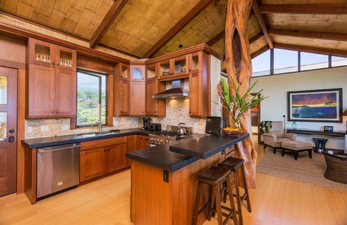 Kula Villa | Kula Villa- Spectacular Upcountry views, exclusive and private. 808-283-7370