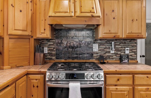 Ashford House | Kuma Tako's Secluded Mt. Rainer Retreat