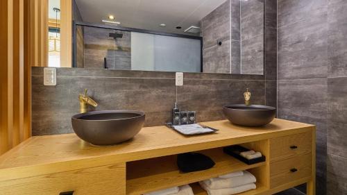 Oishi Hotel | Kumonoue Fuji Hotel Deluxe room - Mt Fuji view with open-air bath