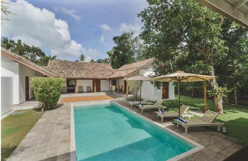 Ahungalla Bed & Breakfast | Kurundu Walawwa Villas and Suites by The Clarks