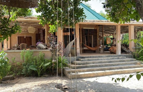 Pangani Bed & Breakfast | Kwa Simba Tanzania