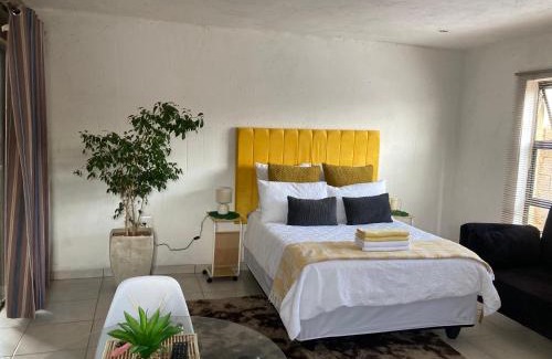 Greater Johannesburg Metropolitan Area House | KwaSihle Guesthouse