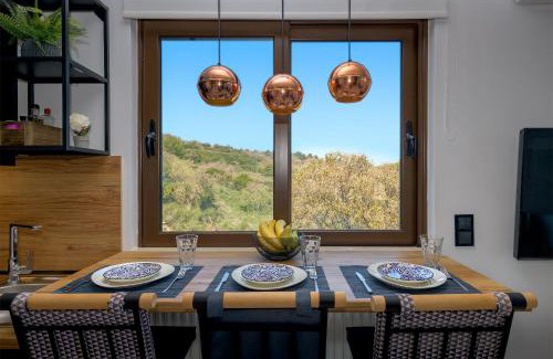 Petaloudes Apartment | KYANO lux apartment sea view