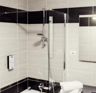 Auray Hotel | Kyriad Auray