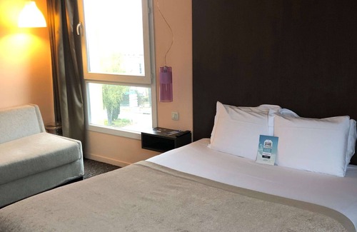 Charleville-Mezieres Hotel | Kyriad Charleville Mezieres