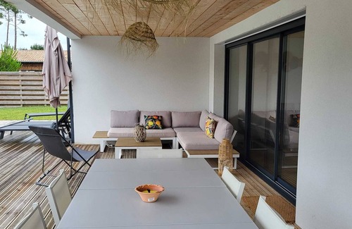 Leon Villa | Léon-villa Climatisée, Piscine Privée Chauffée