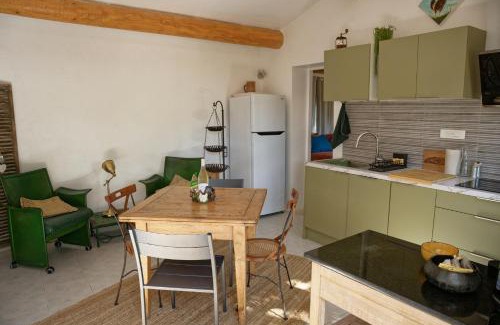 Saint-Siffret House | L'écrin de la Garrigue