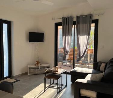 Saint-Louis Apartment | L’étoilée