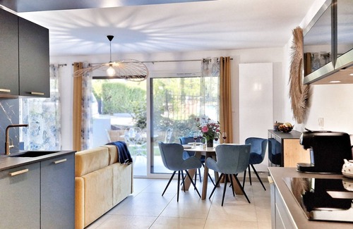 Le Bourget-du-Lac Apartment | "L'étoile du lac " : les Perles de Sophie