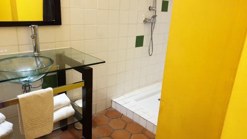 Villemur-sur-Tarn Hotel | L'ALCOVE HOTEL RESTAURANT