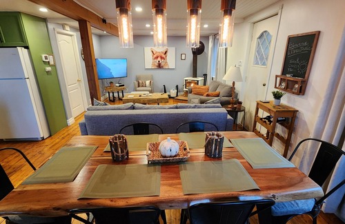 Pointe-au-Pic House | L'Ancestrale (view, spa, arcade)