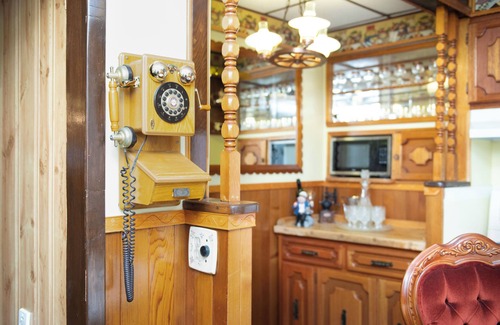 Niagara Falls House | L'Ancienne Indigo-Vintage Stay Hot Tub 5Min To Falls & Luxury Experience